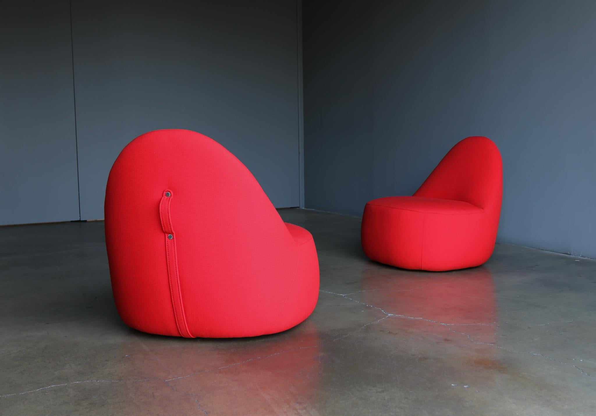 Claudia + Harry Washington Mitt Lounge Chairs for Bernhardt, circa 2015 8