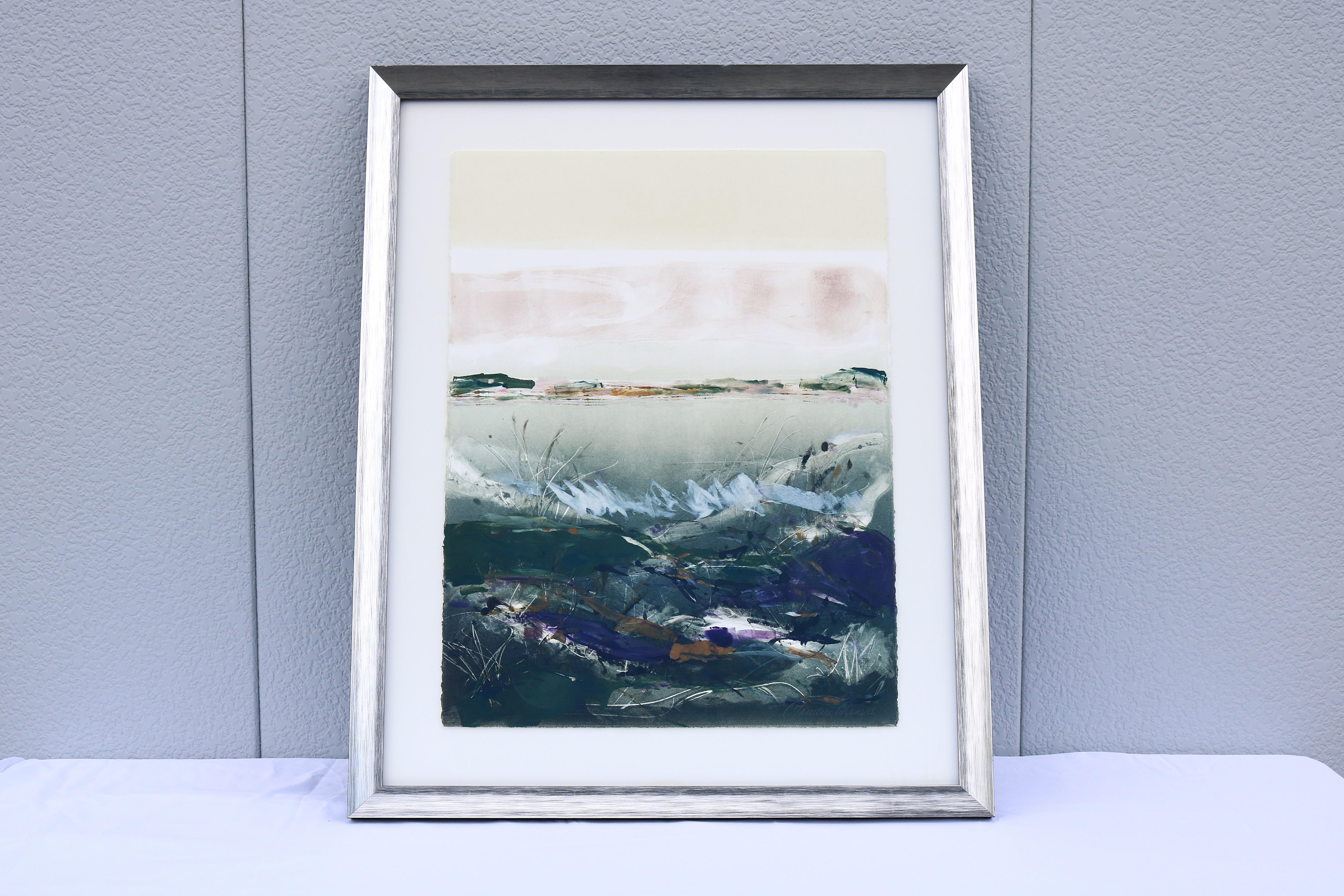 Fabuloso cuadro original en acrílico sobre papel de Claudia Mengel, paisaje abstracto contemporáneo único en su especie. Firmado a mano por el artista en la parte inferior derecha.
Esta obra de arte abstracto presenta un paisaje en una paleta de