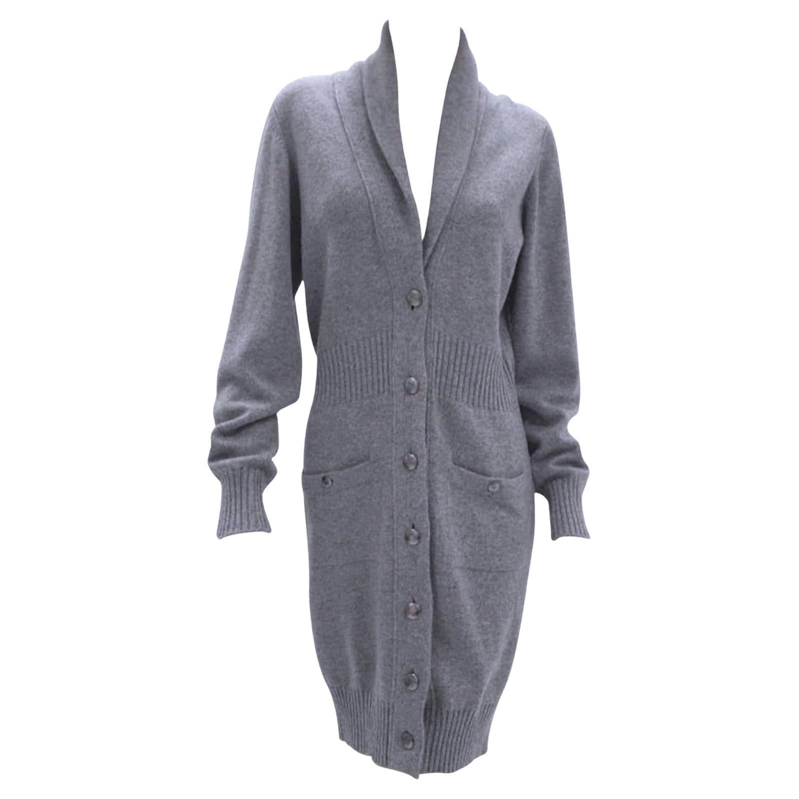 Claudia Schiffer Style Cashmere Cardigan