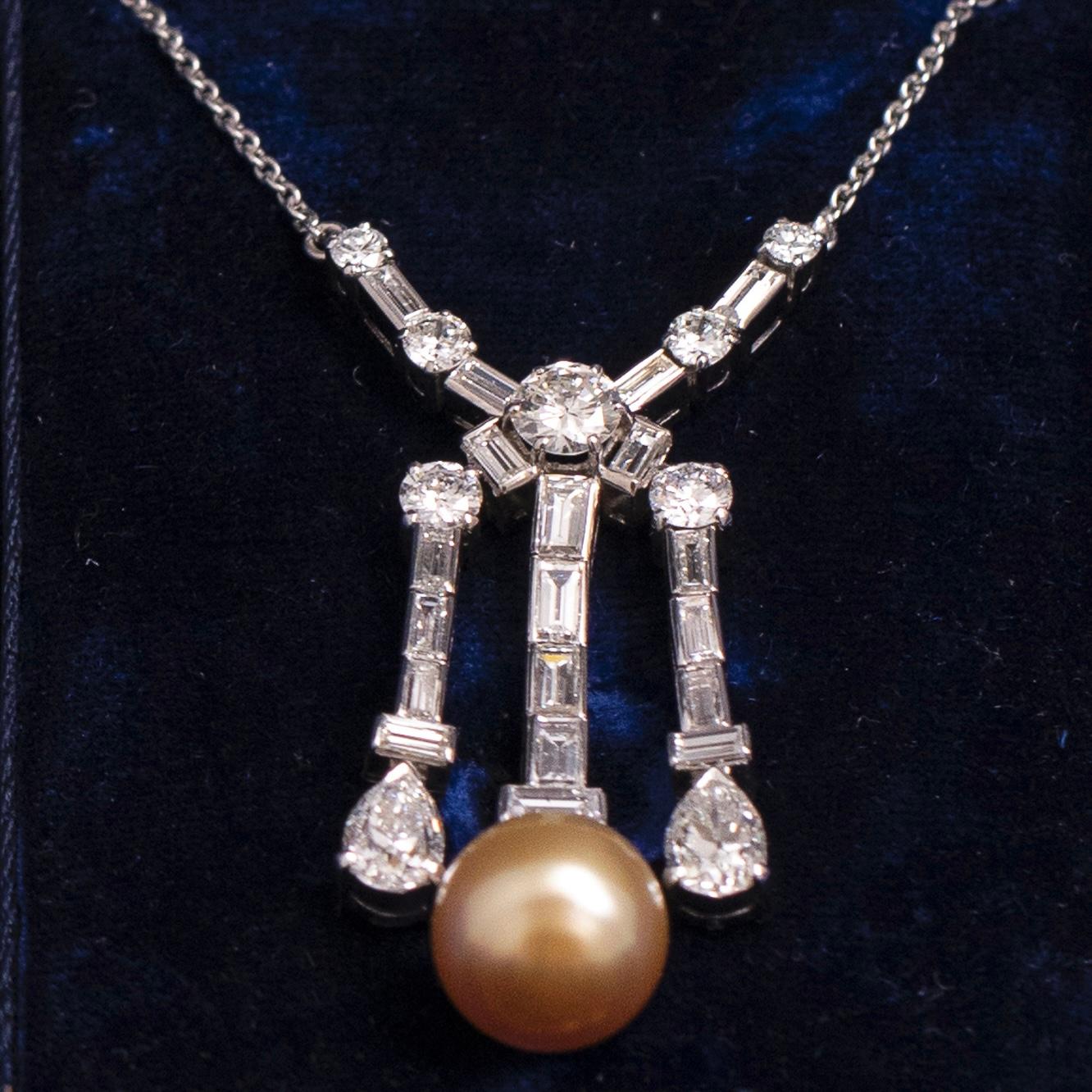 Claudino de Oliveira Art Deco Golden Pearl Old Cut Diamond Necklace 1940s For Sale 1