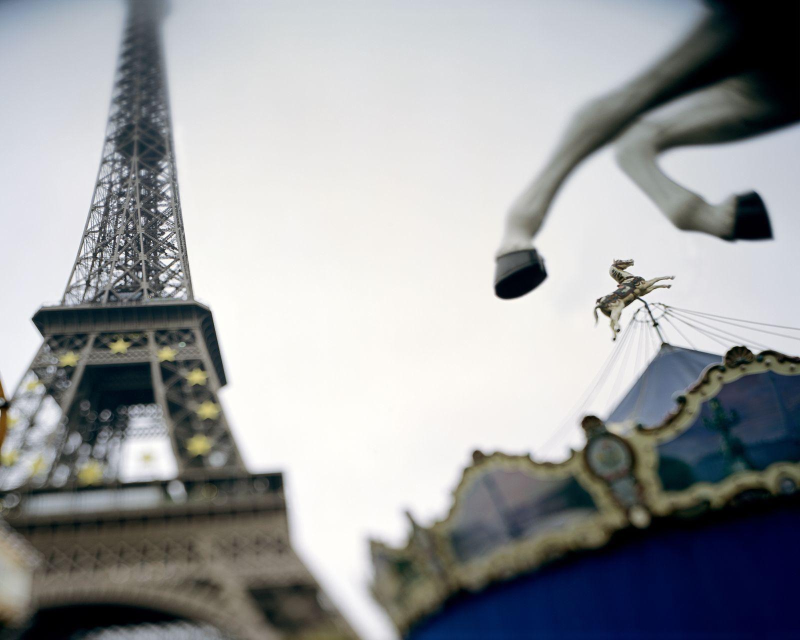 Machina Mundi Paris, Carrousel de la Tour Eiffel, Paris, France