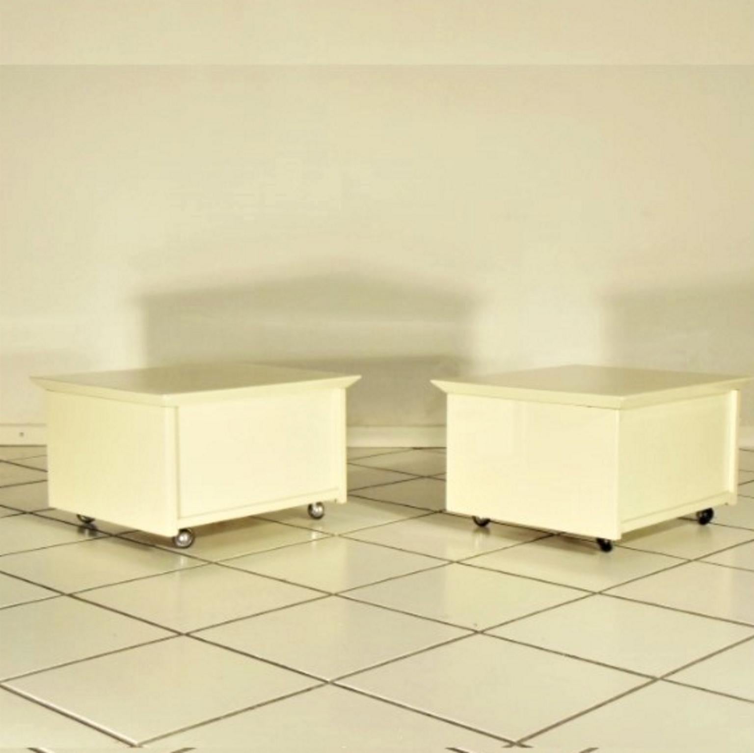 Lacquered Claudio Salocchi 1975 Set of Two Nightstands Sand Glossy Lacquer 45° Cut Sormani