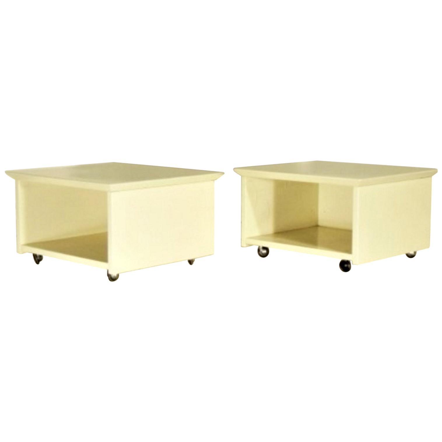 Claudio Salocchi 1975 Set of Two Nightstands Sand Glossy Lacquer 45° Cut Sormani