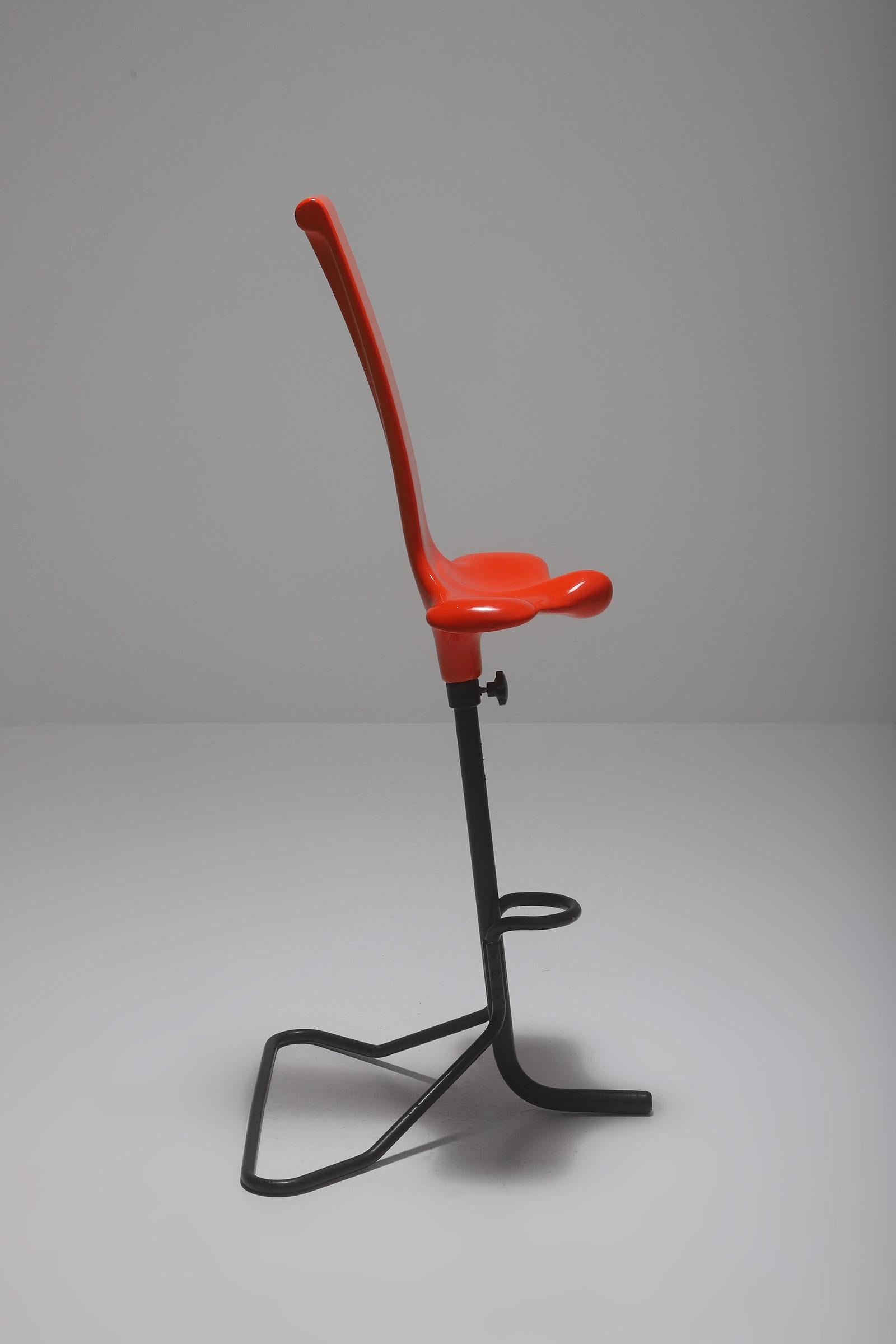 Red modern Appoggio Stool by Claudio Salocchi for Sormani For Sale 2