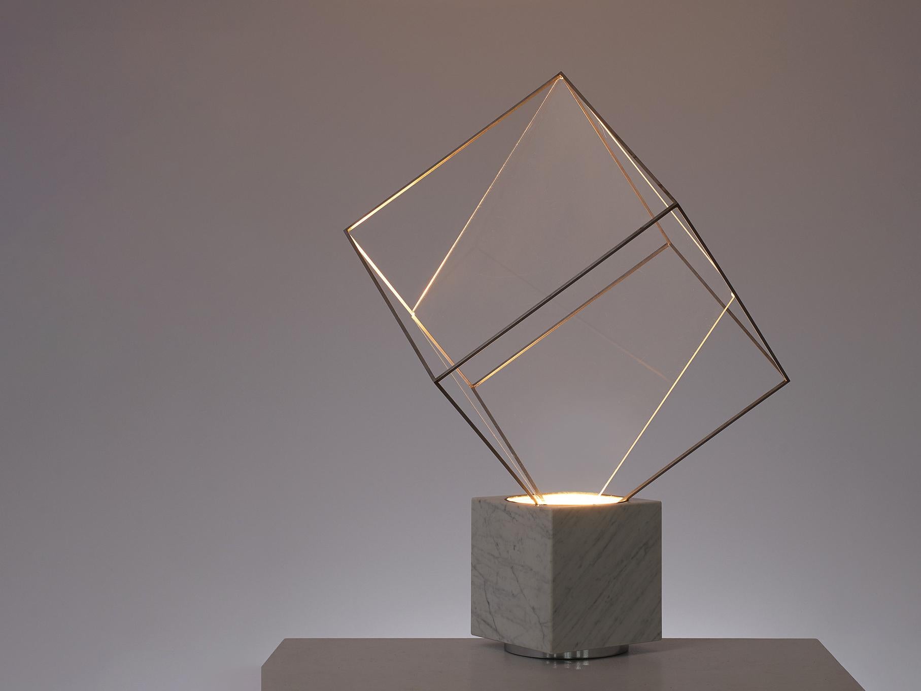italien Claudio Salocchi pour Lumenform Lamp 'Tulpa' (lampe de bureau) en vente