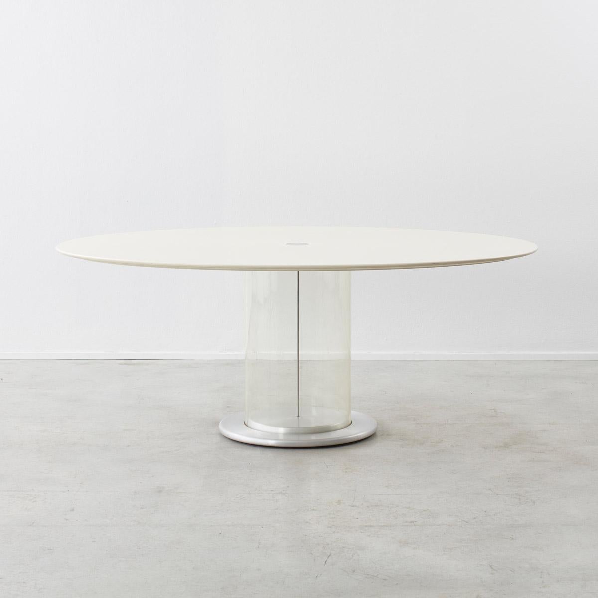 Italian Claudio Salocchi oval table Sormani, Italy 1960s. For Sale