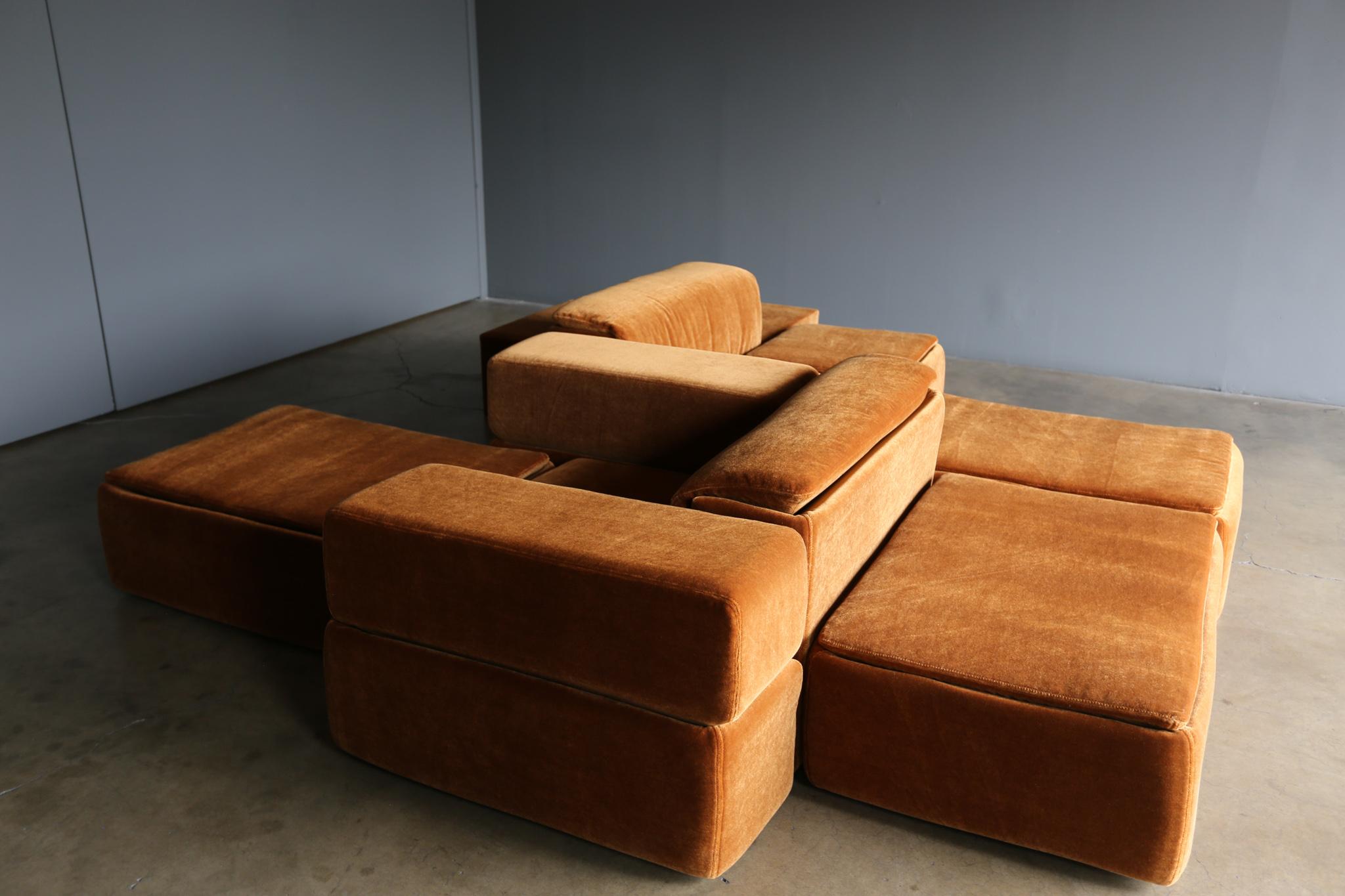 Claudio Salocchi Paione Modular Mohair Sofa for Sormani, circa 1968 1