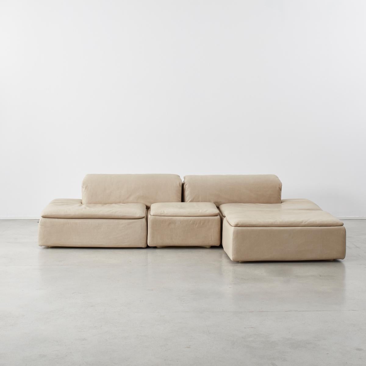 claudio salocchi sofa