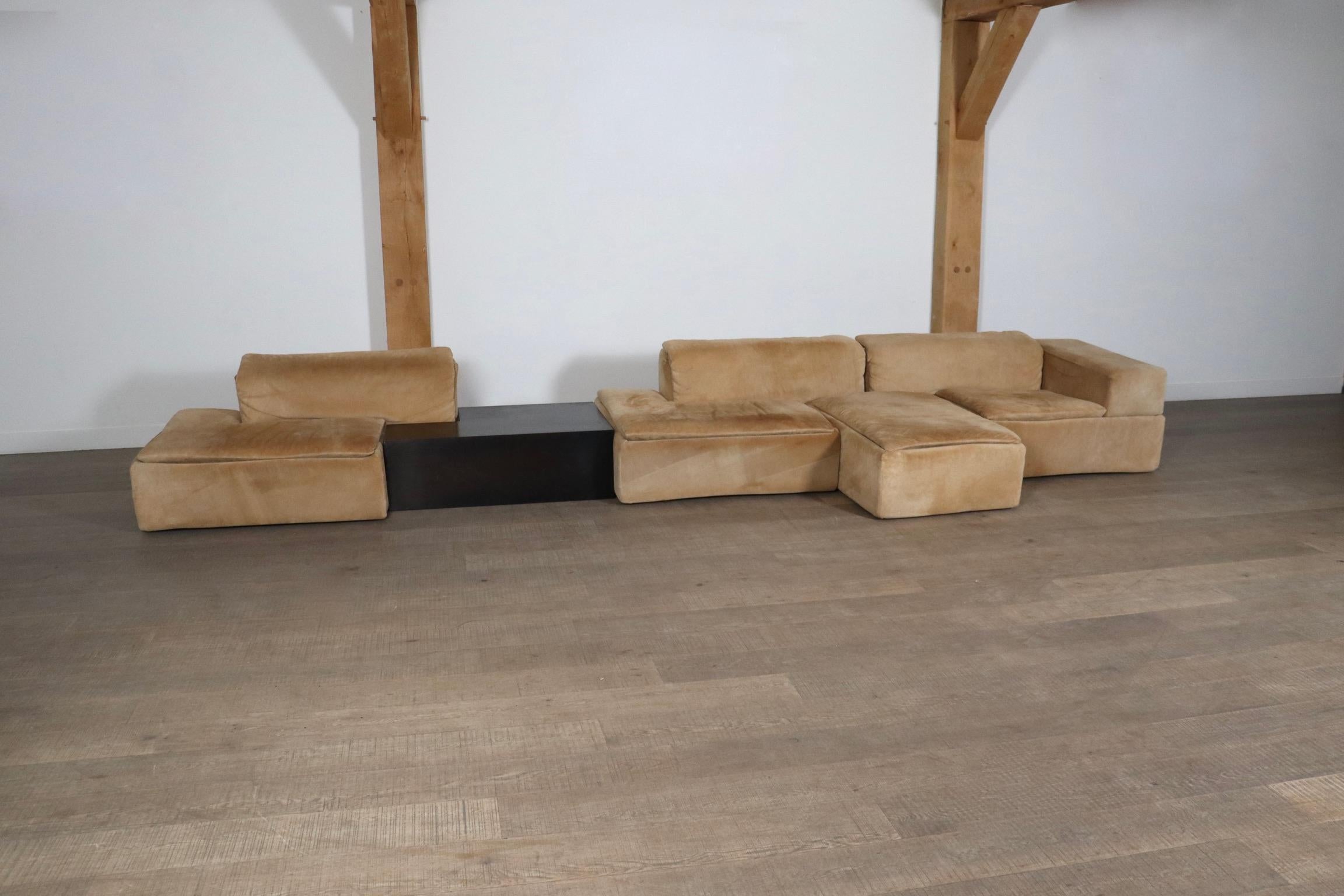 Claudio Salocchi ‘Paione’ Modular Sofa For Sormani, Italy 1968 In Good Condition In ABCOUDE, UT