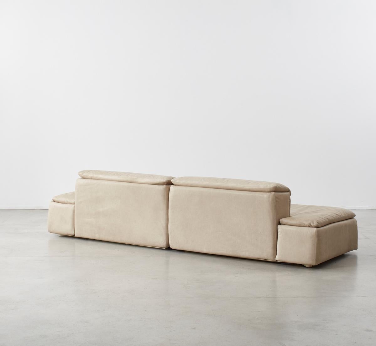 sofa claudio