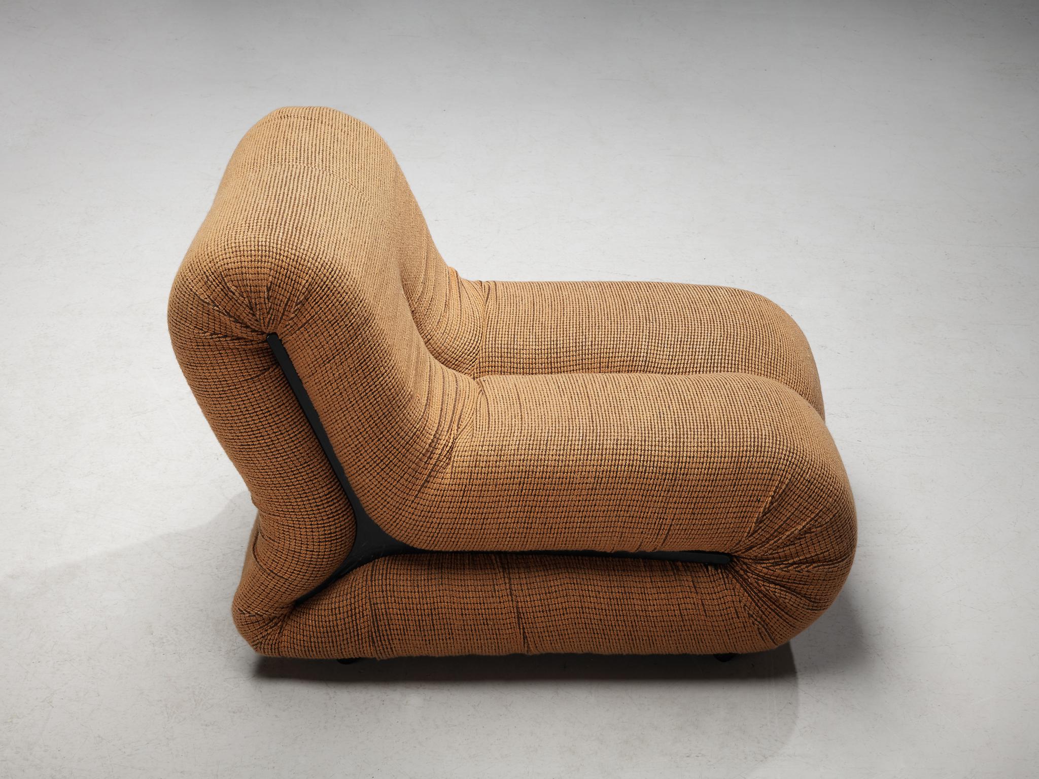 Mid-20th Century Claudio Vagnoni for 1P 'Pagru' Lounge Chair in Camel Upholstery