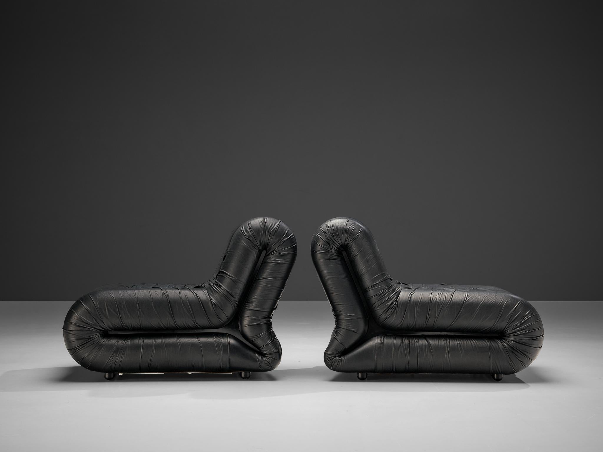 Claudio Vagnoni for 1P Pair of 'Pagru' Lounge Chairs in Black Leather 4