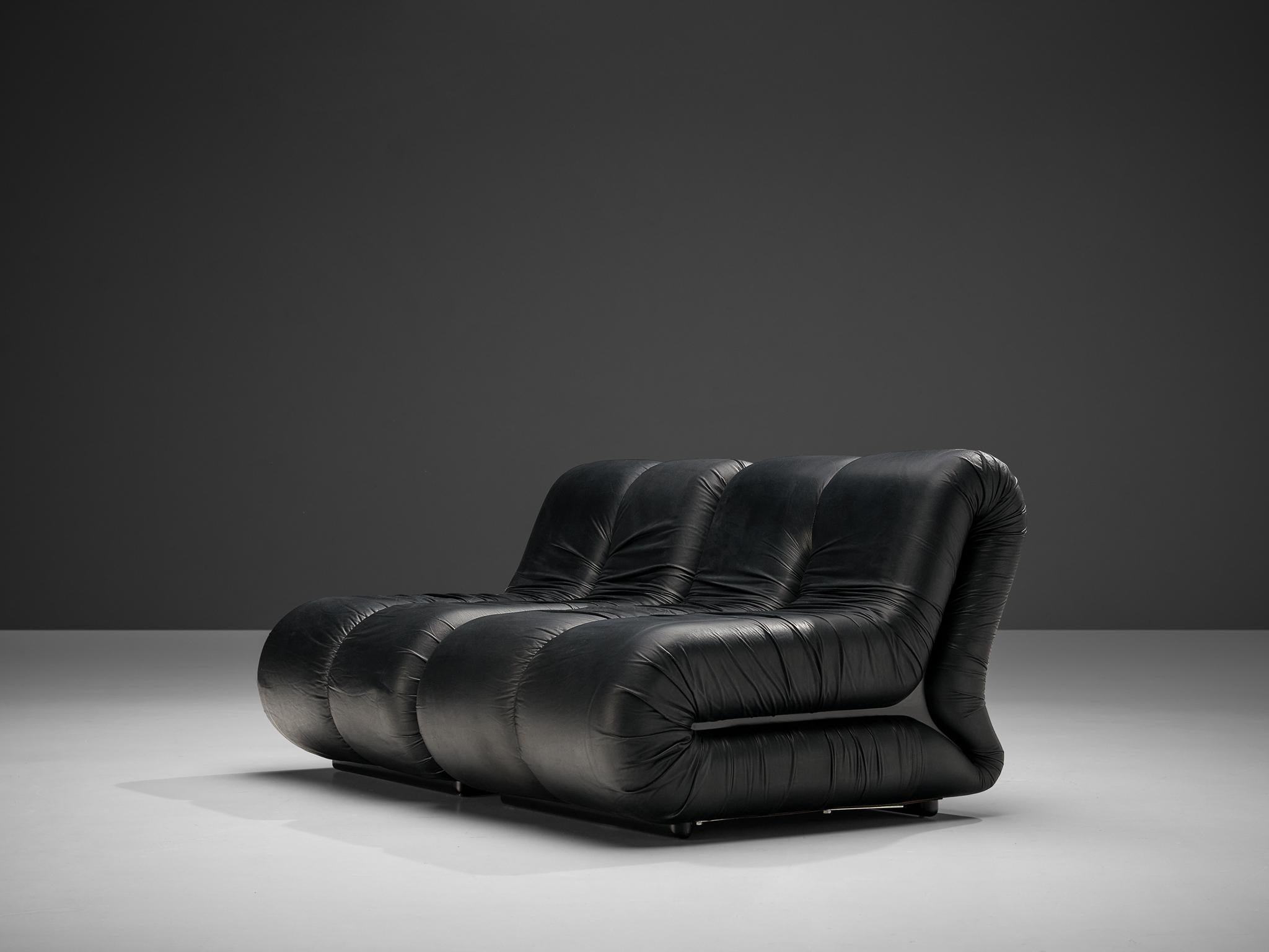 Claudio Vagnoni for 1P Pair of 'Pagru' Lounge Chairs in Black Leather 5