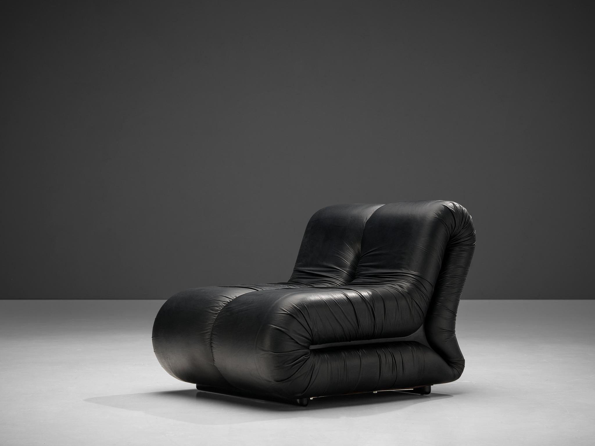 Claudio Vagnoni for 1P Pair of 'Pagru' Lounge Chairs in Black Leather 2