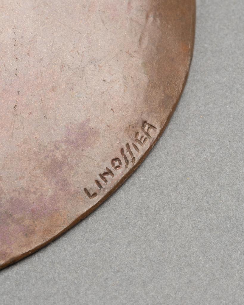 Mid-20th Century Claudius Linossier : Decorative cup 
