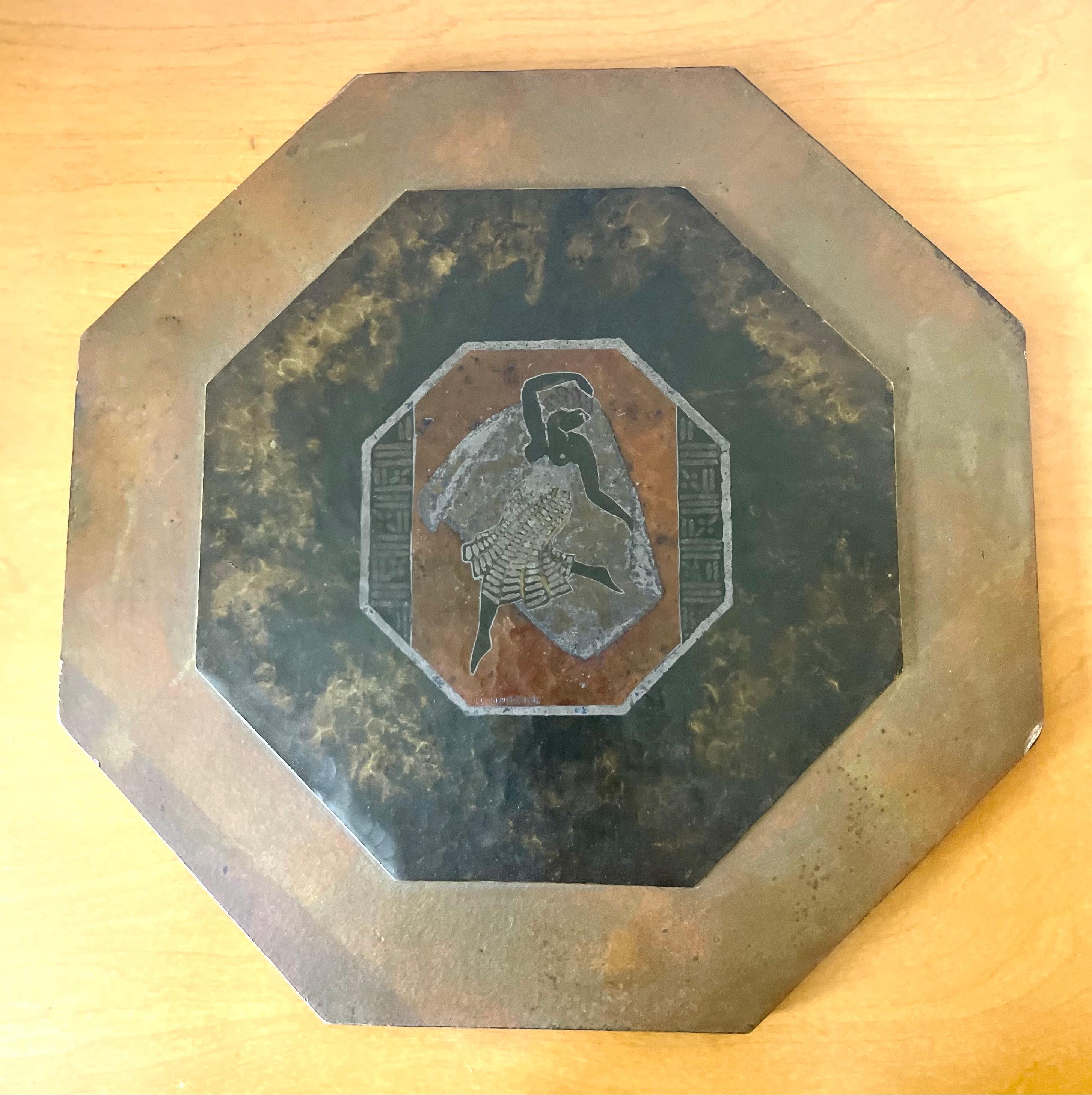 Claudius Linossier Placa Dinanderie con bailarina siglo XX en venta