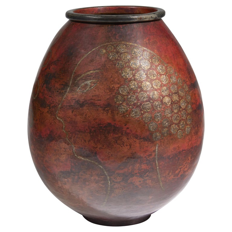 Claudius Linossier, Vase with Women's faces, circa 1930 For Sale at 1stDibs