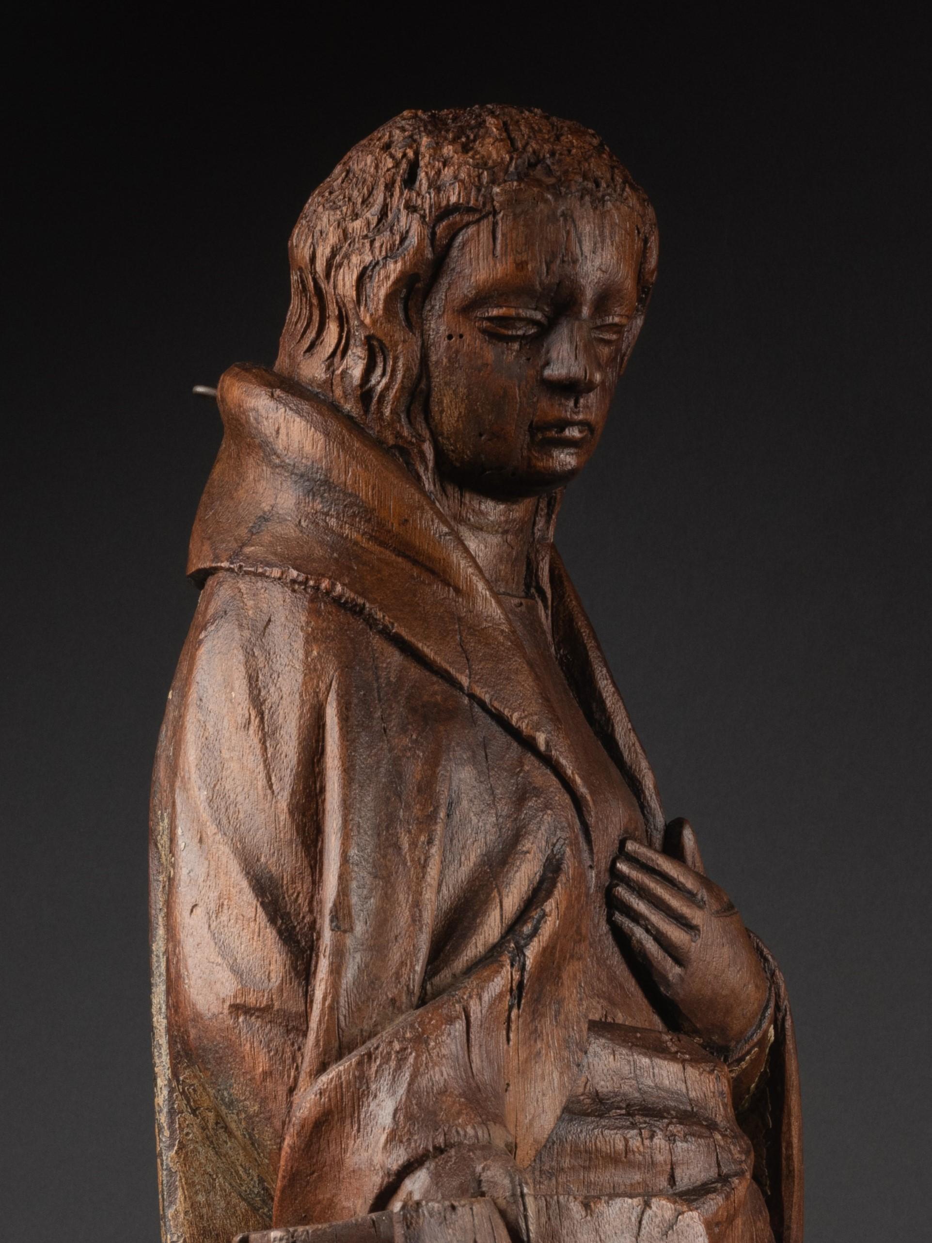 Virgin of the Annunciation, Burgund, frühes 15. Jahrhundert im Angebot 7