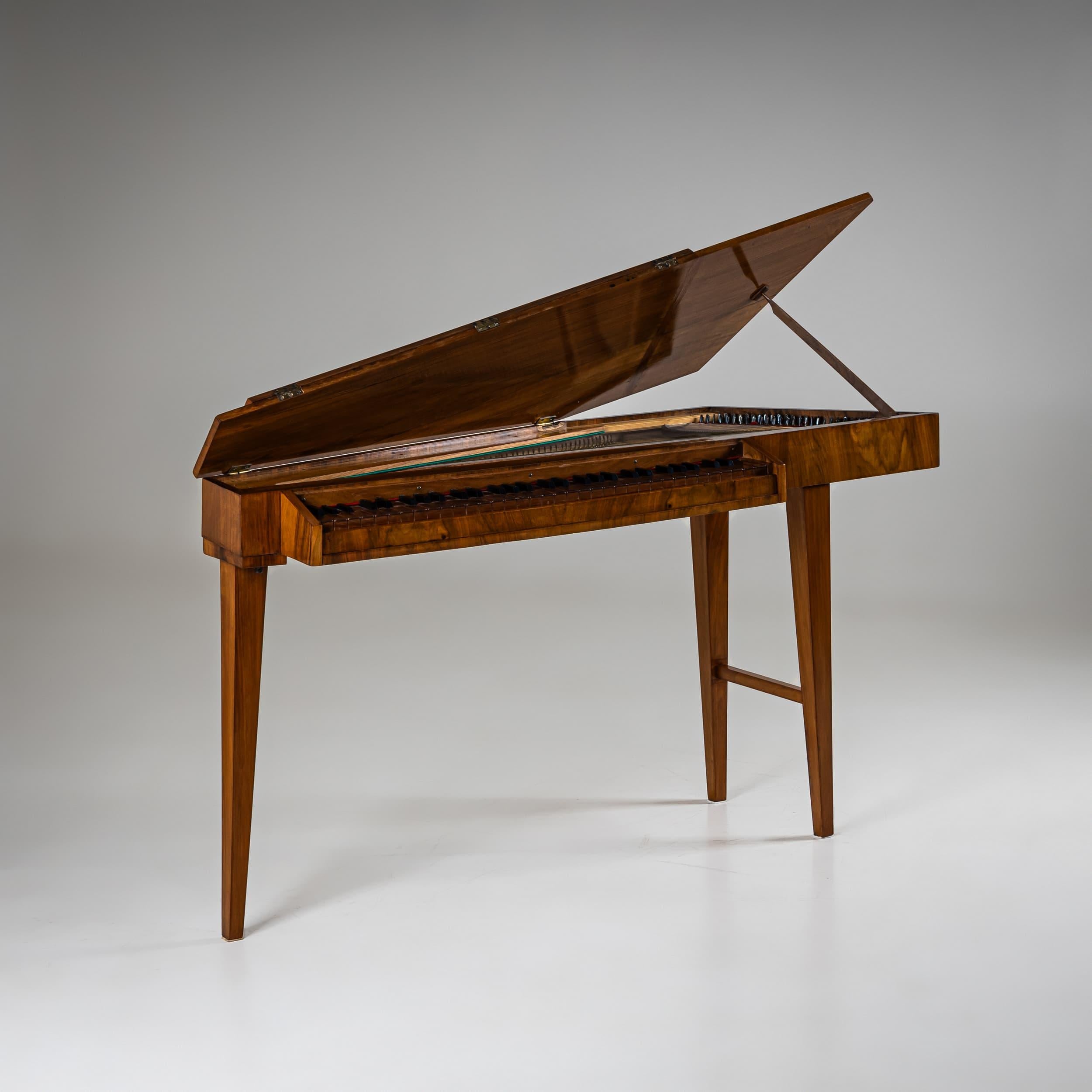 Clavichord, 20. Jahrhundert im Angebot 7