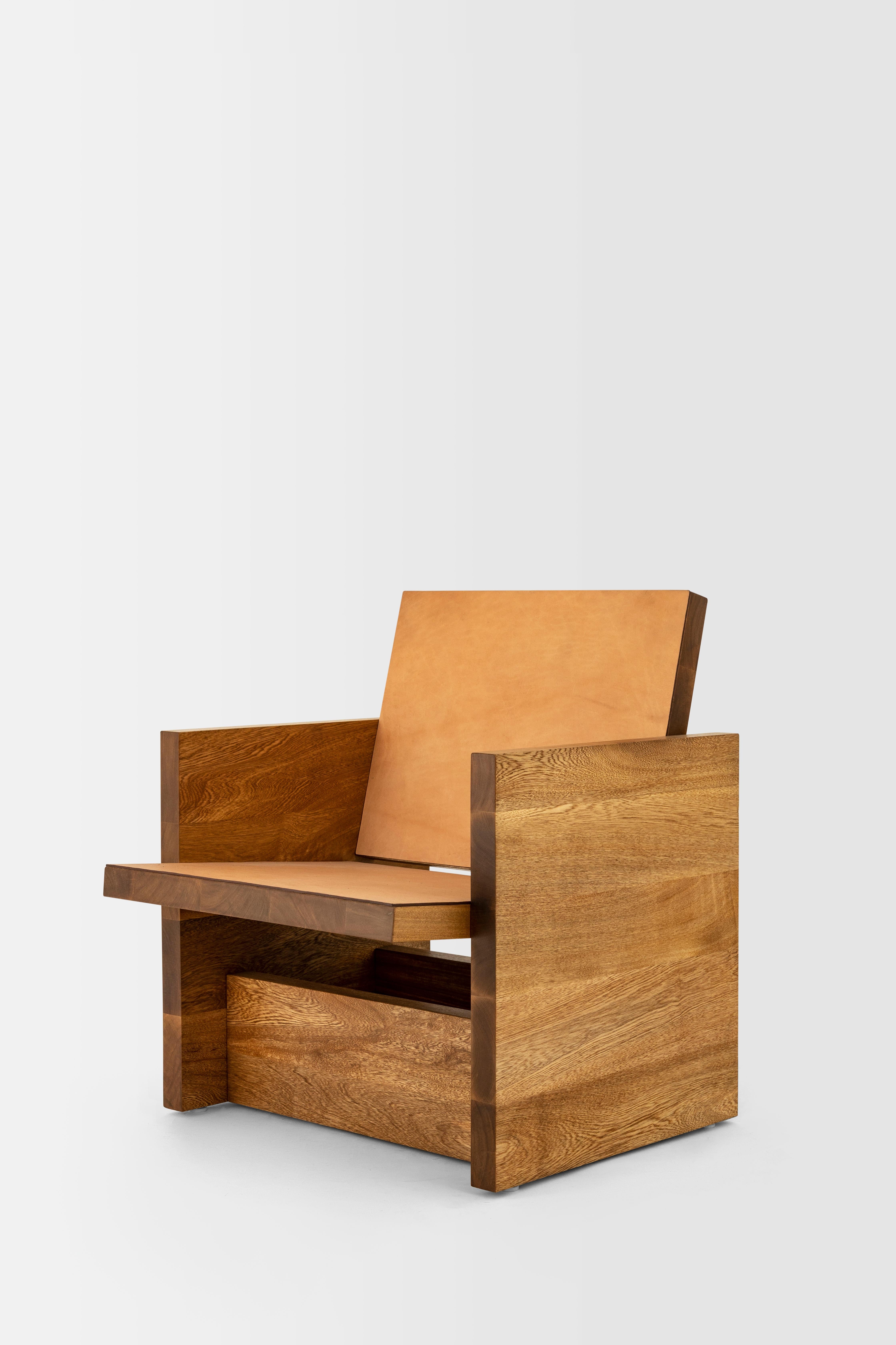 Clavijero Lounge Chair, Rosa Morada Wood In New Condition For Sale In Zapopan, Jalisco