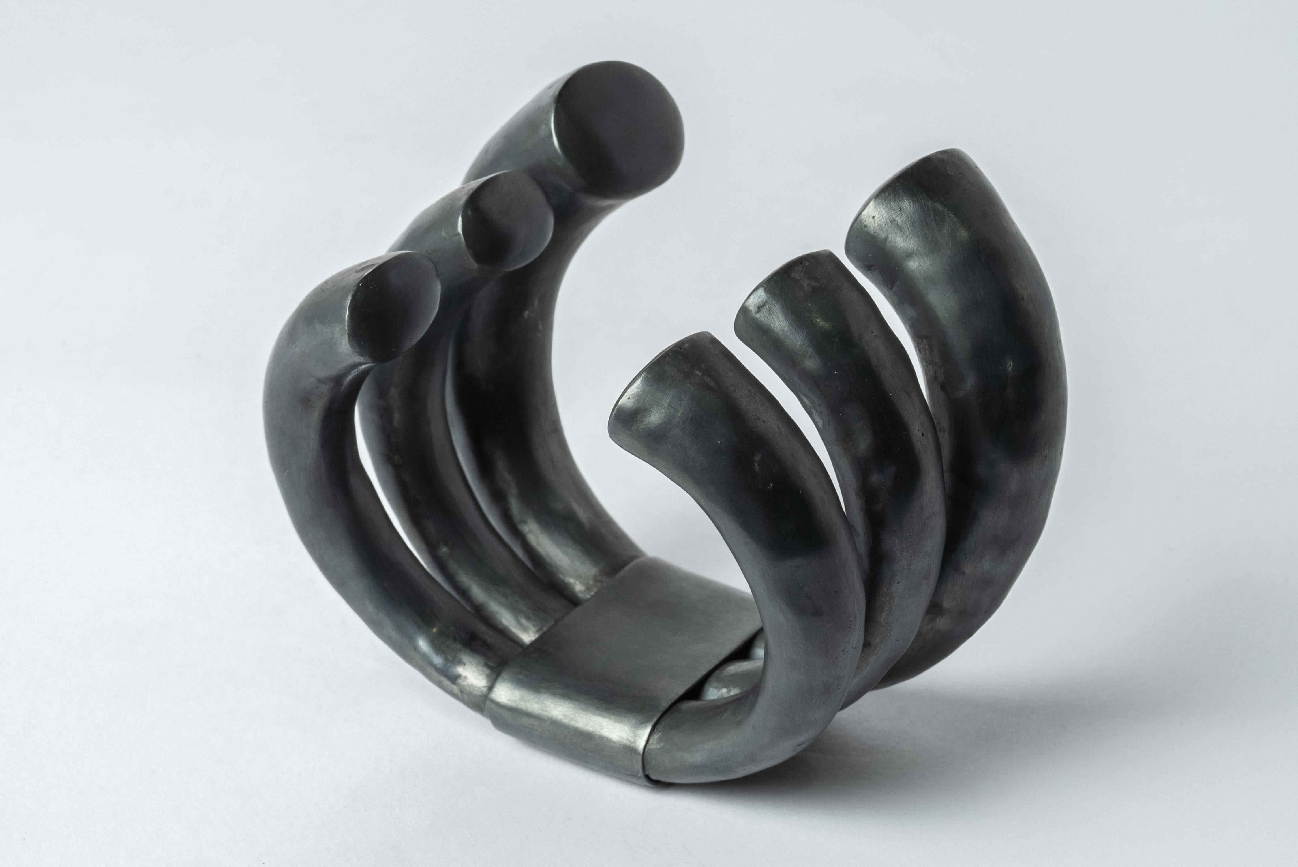 Claw Bracelet v1 (KAS) In New Condition For Sale In Paris, FR