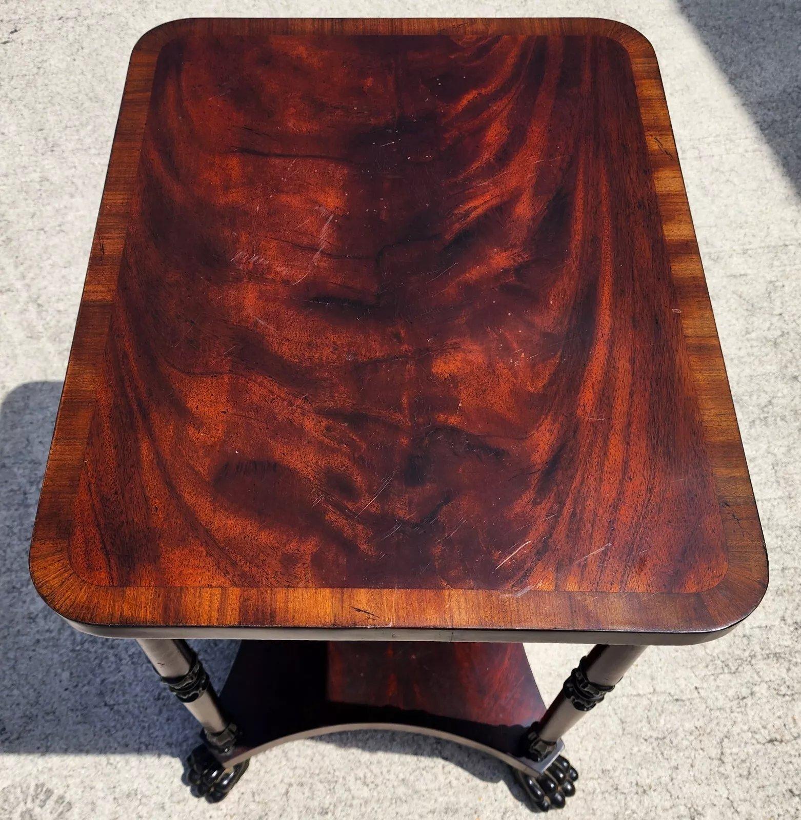 Beistelltisch mit Klauenfuß von Hickory Chair Co, Vintage im Angebot 2