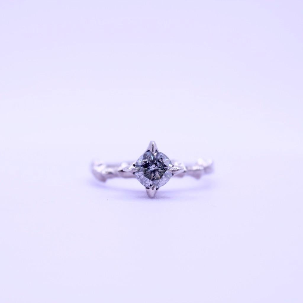 Brilliant Cut Claw Solitaire Ring in 14 Karat White Gold with Salt and Pepper Diamond For Sale