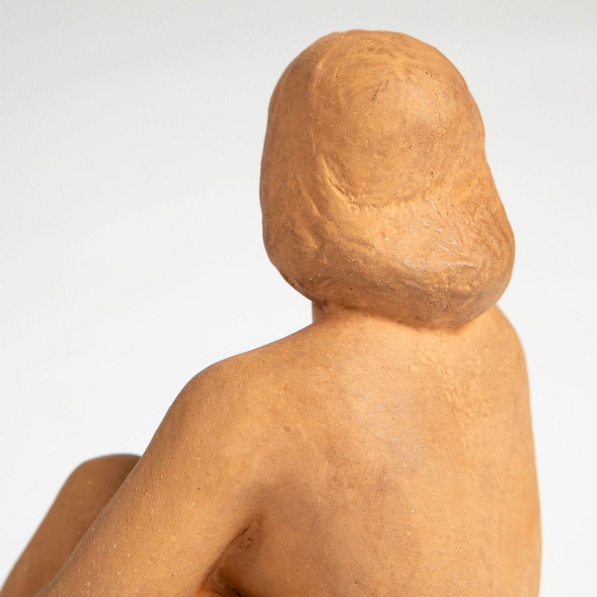 Figurine en argile d'une femme assise - Bengt Lissegårdh 1950's en vente 1
