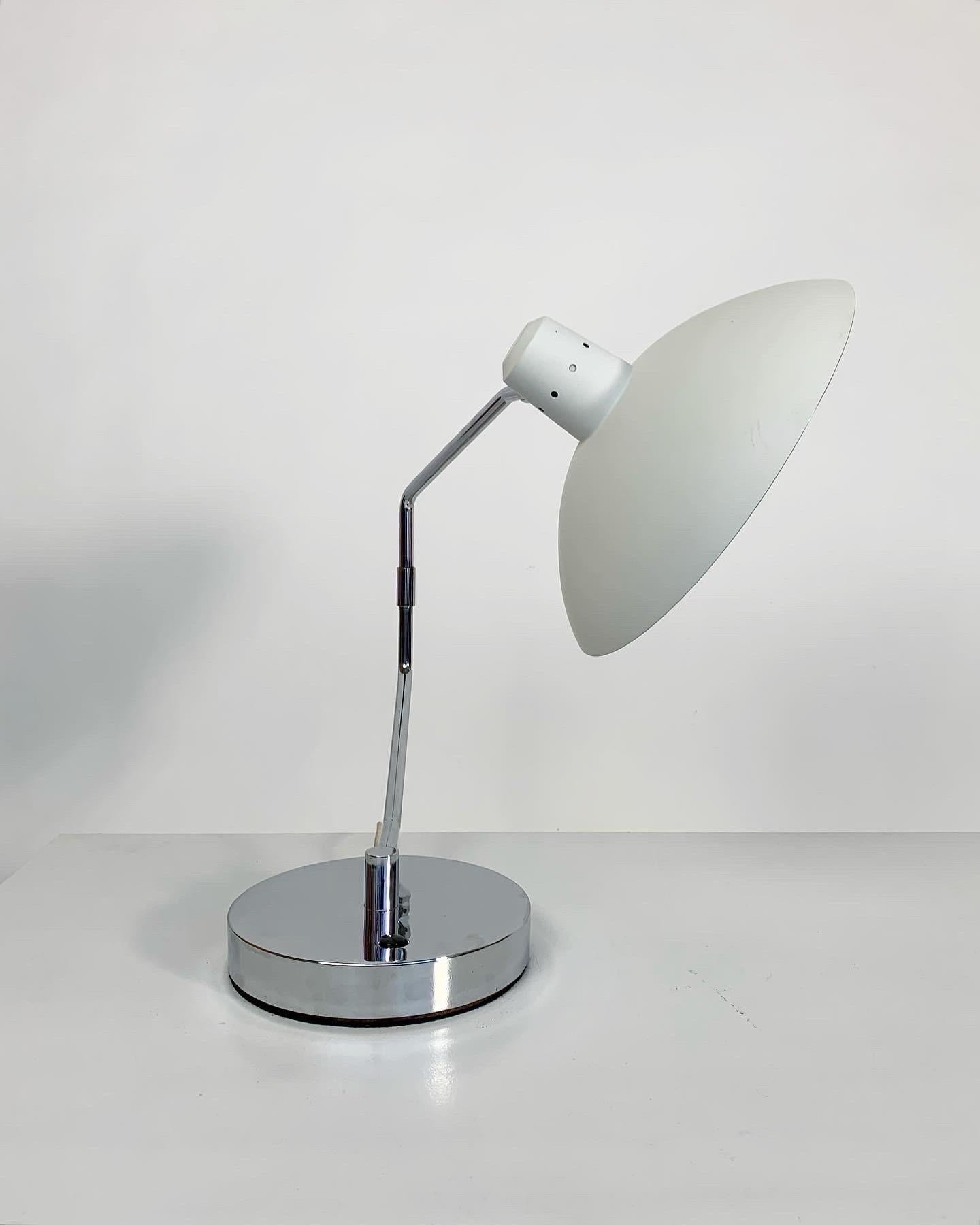 Hand-Crafted Clay Michie Desk Lamp Knoll International Chrome & White Lacquered Metal 1950s