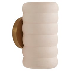 Lampe murale en argile de Hatsu