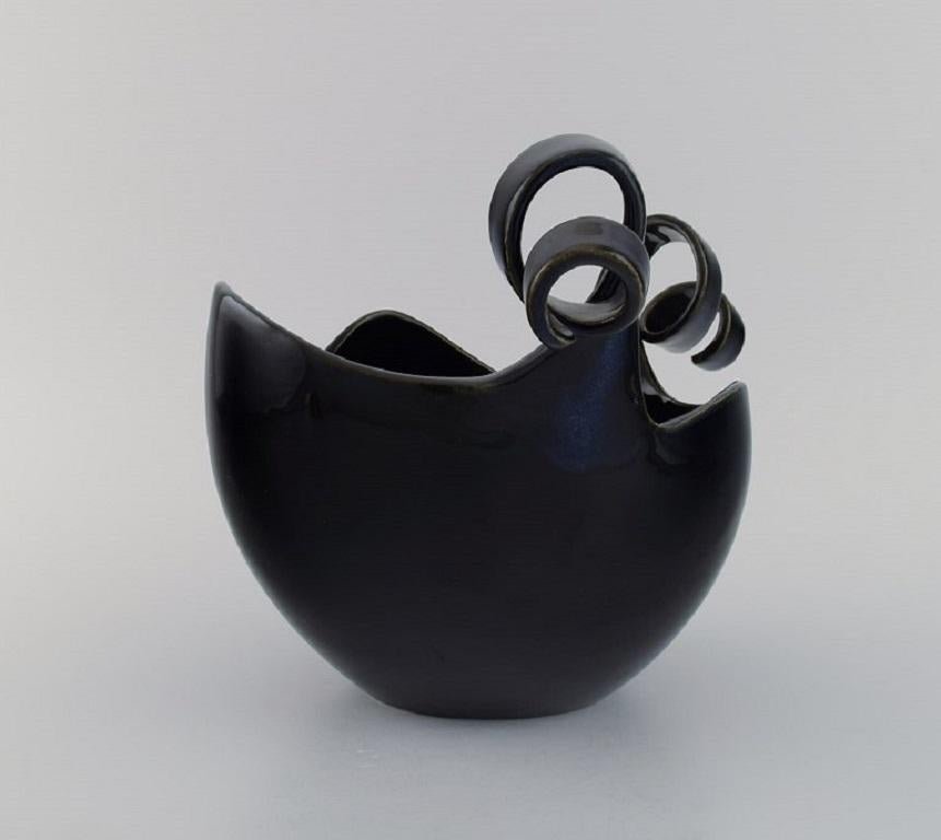 Danish Claydies for Kähler, Primadonna Bowl in Black Glazed Ceramic, 21st C For Sale