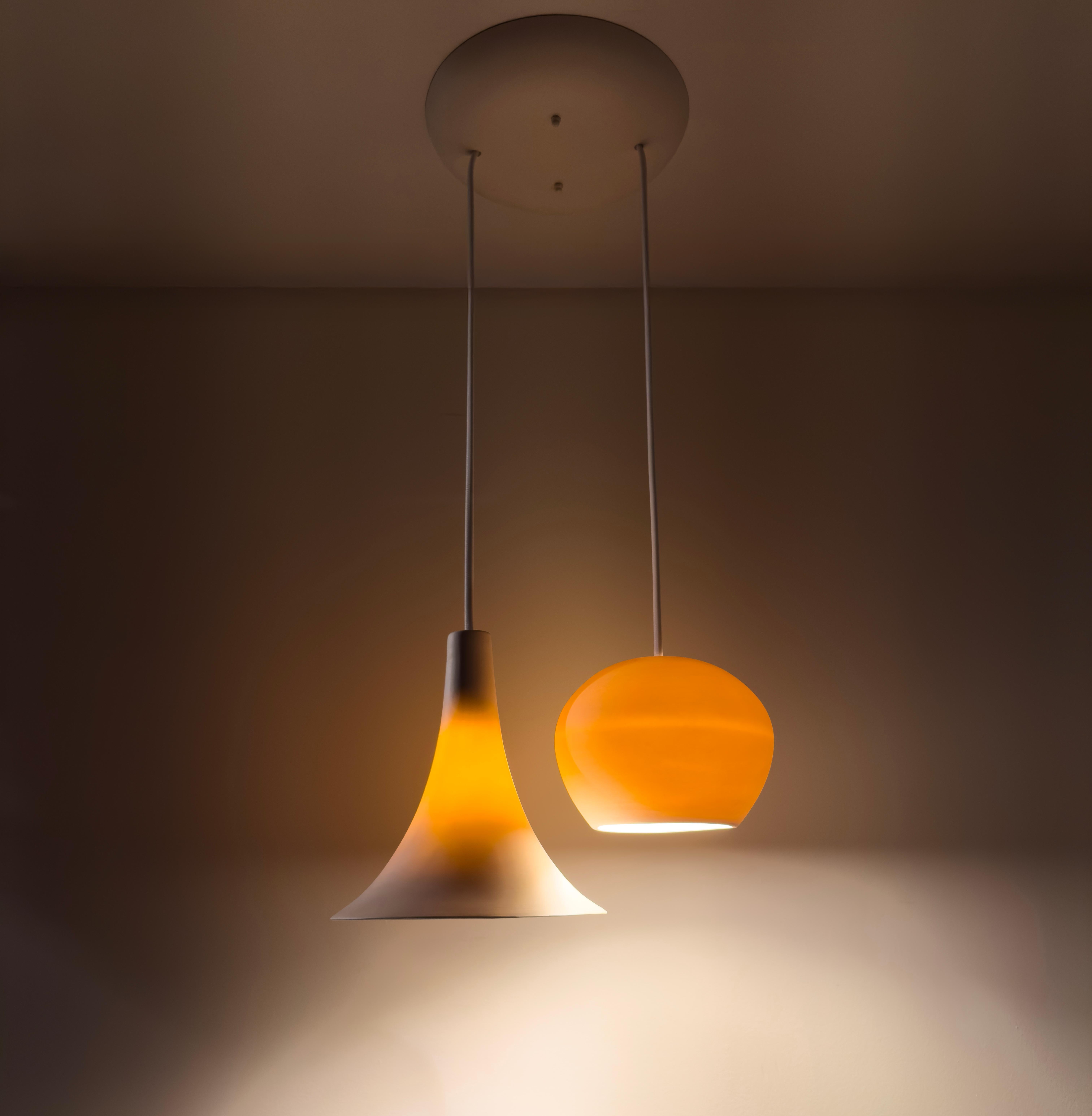 CLAYLIGHT CRESCENT • Three Light Pendant Chandelier • White Ceramic • Porcelain In New Condition For Sale In Troy, NY