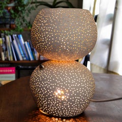 Lampada da tavolo Claylight Mini: realizzata a mano, lampada in ceramica a pois