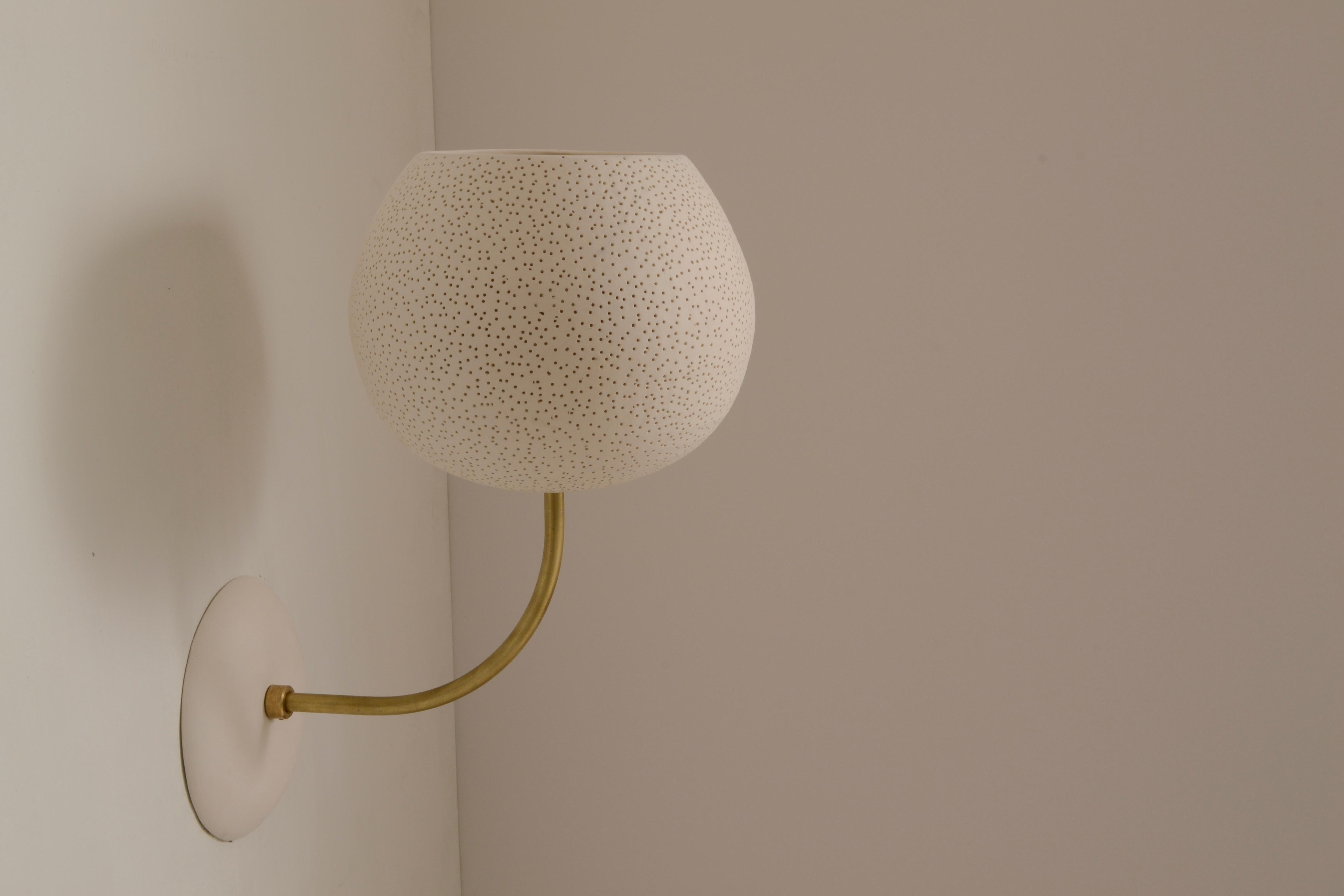 Lámpara de pie Claylight grande - Aplique de cerámica - Iluminación del estado de ánimo - Hecho a mano - Latón en venta 1