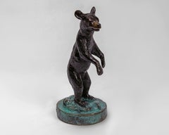 Das Jungtier - Bronze Schwarzbärenjunge Skulptur