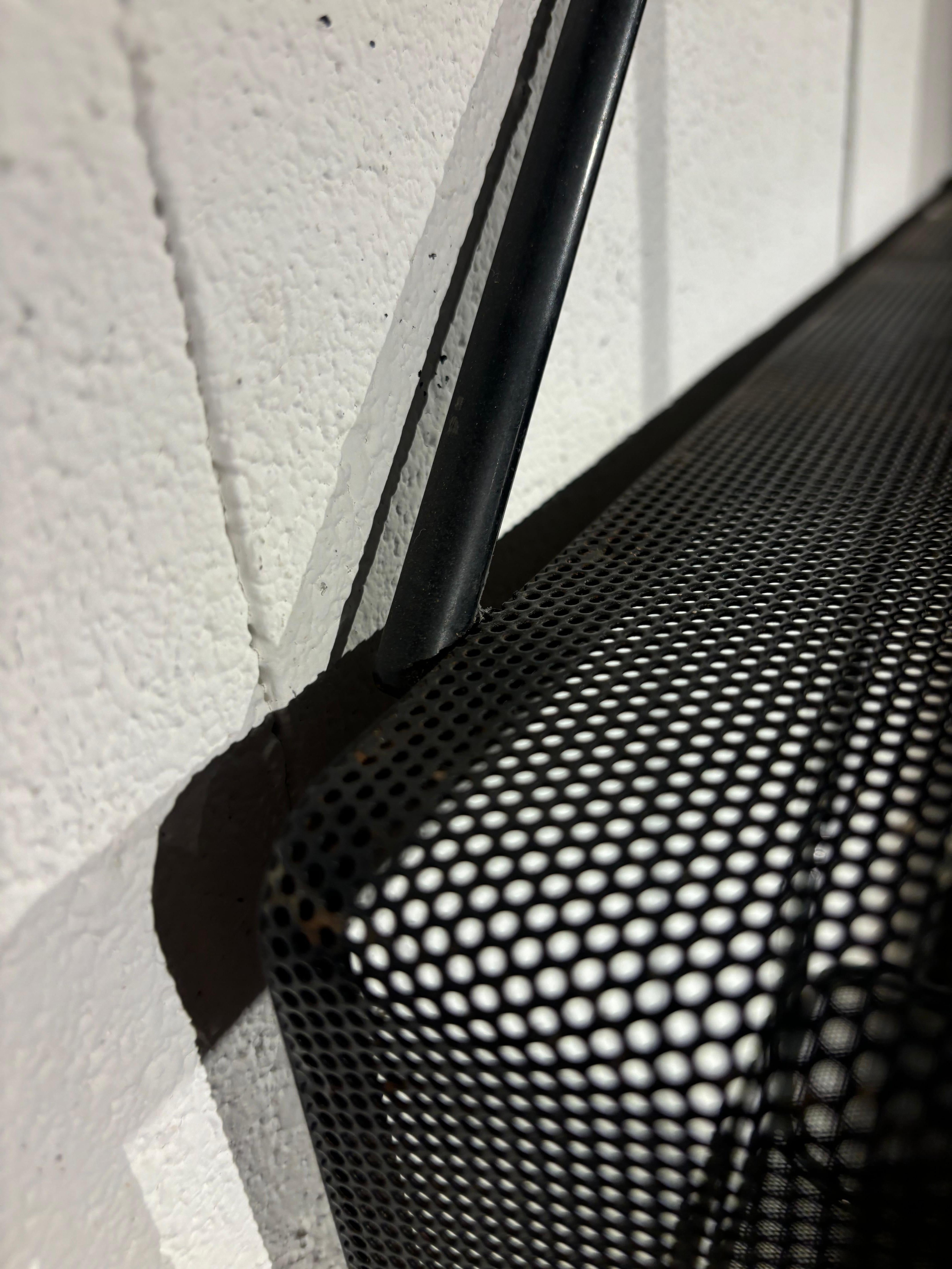 Estanterías Clé de sol de Mathieu Matégot en venta 9