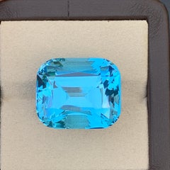 Clean Large Size Cushion Cut Brazilian Sky Blue Topaz Gemstone for Jewellery