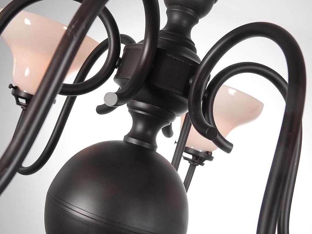 Americano Lampadario vittoriano a sei bracci dalla linea pulita in vendita