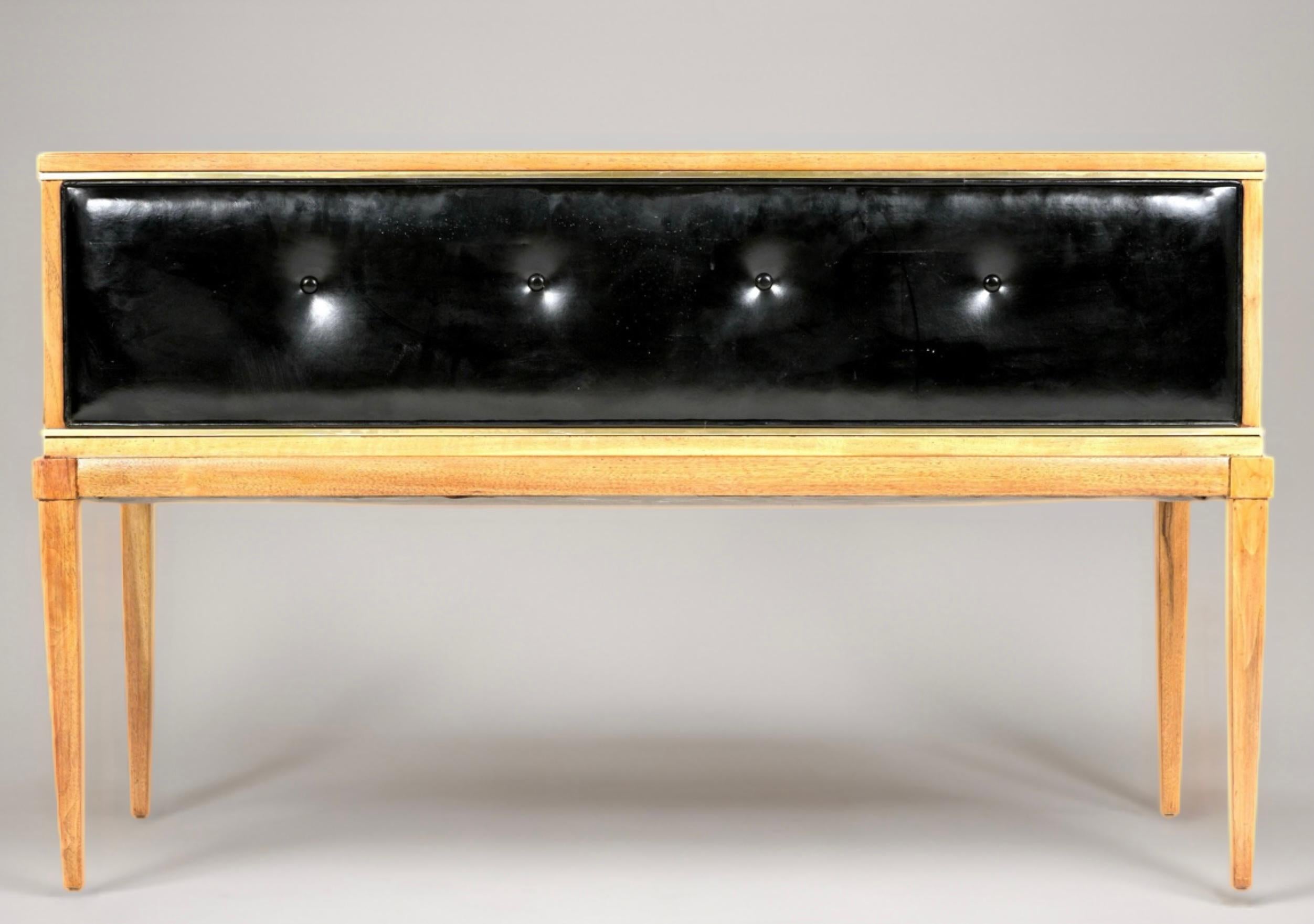 Mid-Century Modern Banc/siège en acajou blanchi et cuir verni noir avec doublure propre en vente