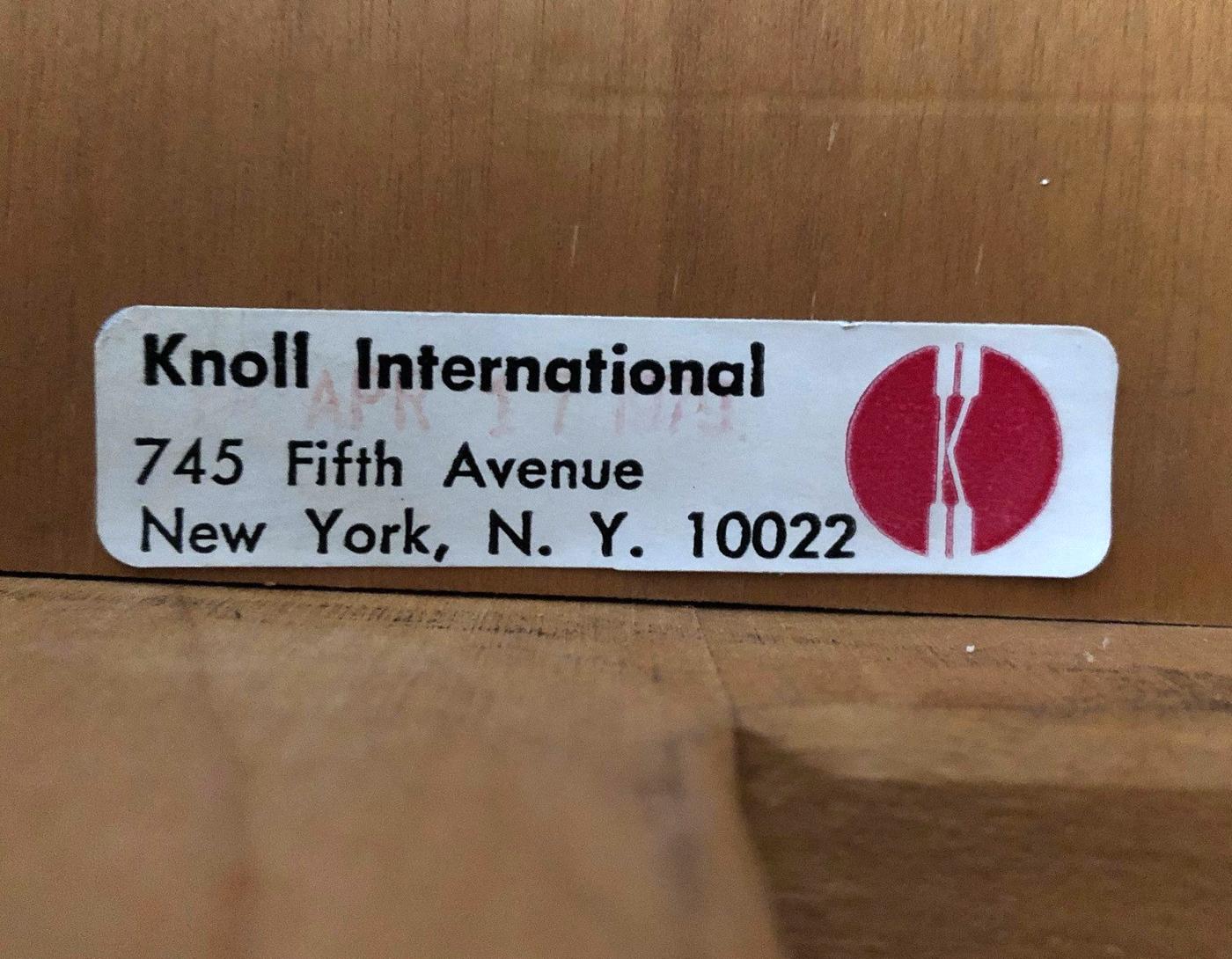Schreibtisch Clean Lined Executive von Knoll (Ende des 20. Jahrhunderts)
