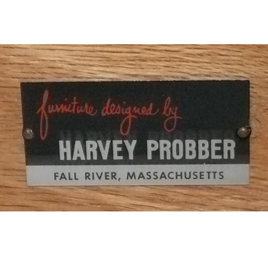 Américain Table de nuit moderne aux lignes épurées Design/One par Harvey Probber Refinished Your Color en vente