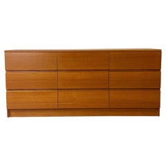 Clean Mid century Danish modern Teak 9 drawer dresser credenza 