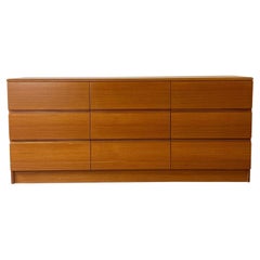 Clean Mid century Danish modern Teak 9 drawer dresser credenza