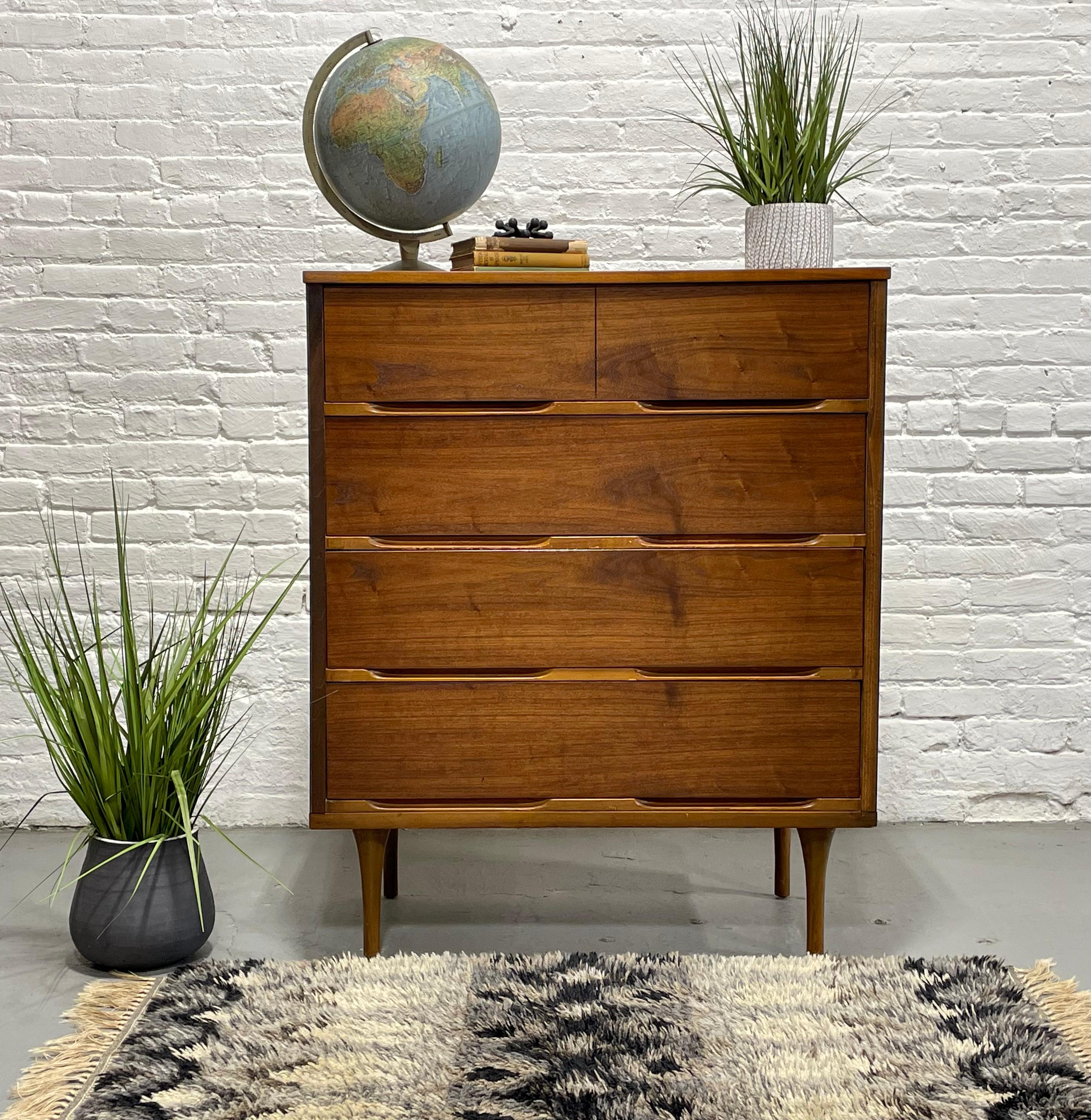 Clean + SIMPLE Mid Century Modern BEDROOM SET, c. 1960's 2