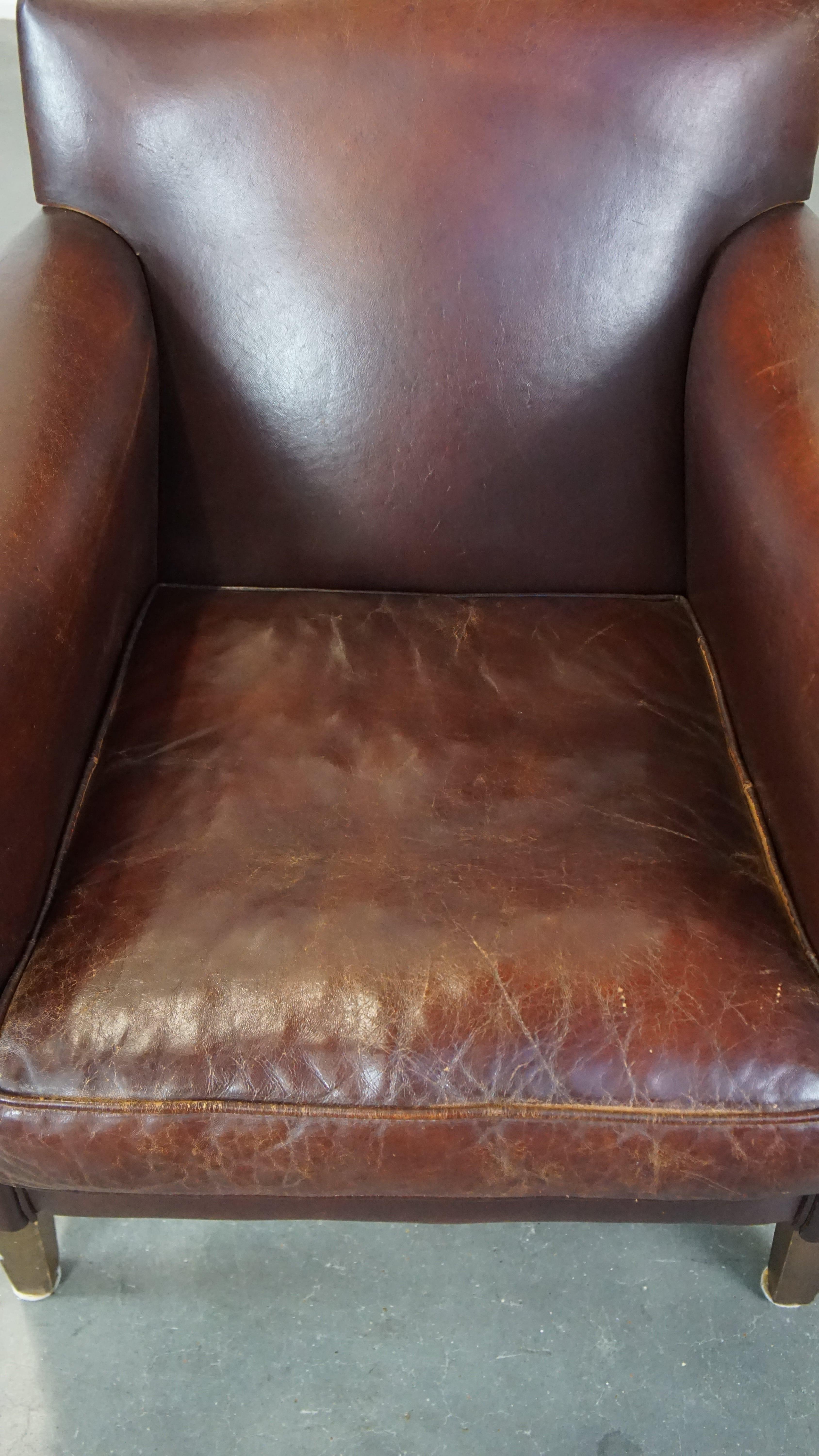 Cuir de mouton Fauteuil en peau de mouton à la finition soignée en vente