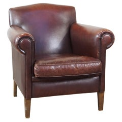 Cleanly finished sheepskin armchair made of sheepskin