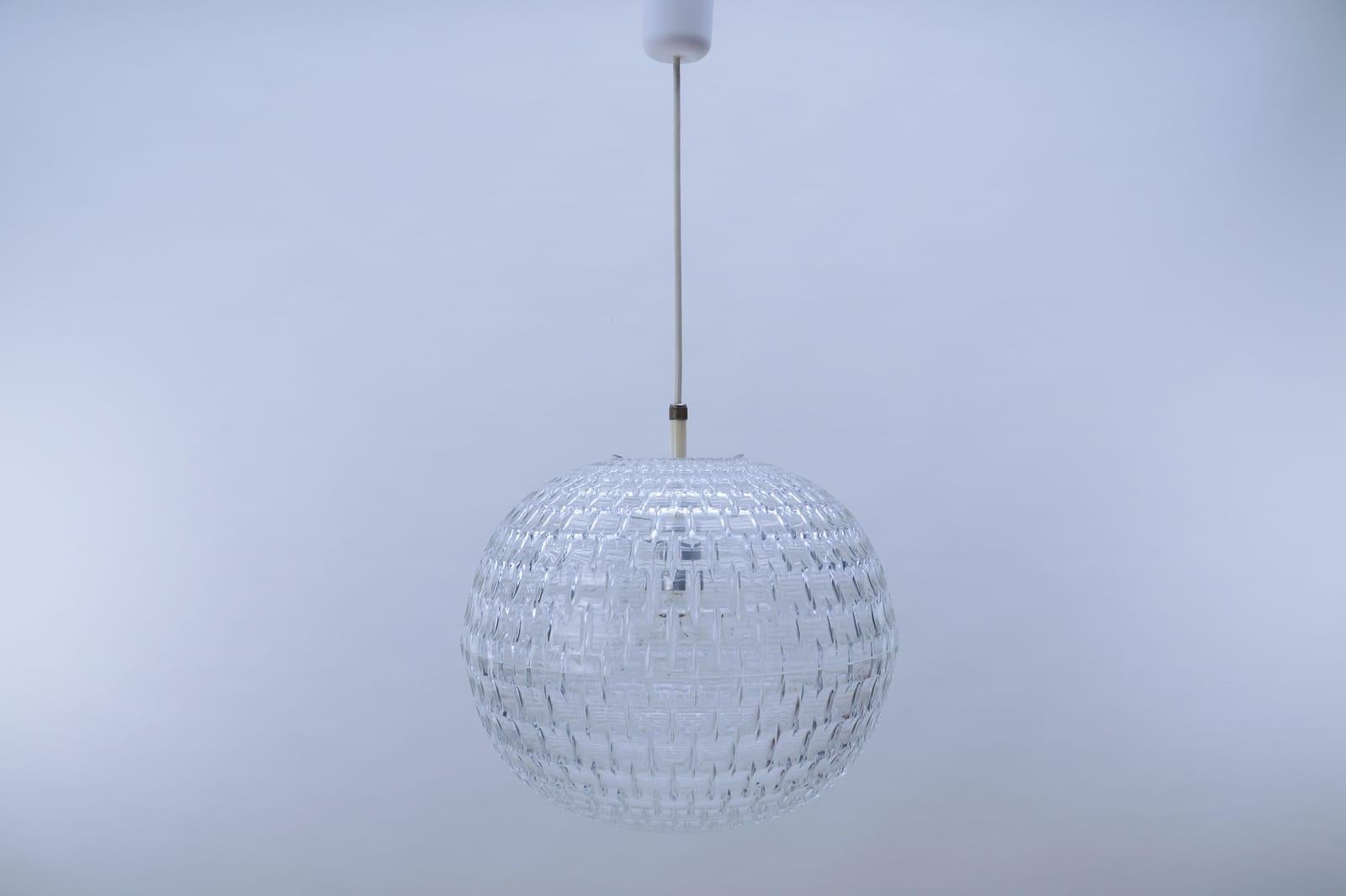 Clear Acrylic Pendant Lamp by Aloys F. Gangkofner for Erco Leuchten, 1960s In Good Condition For Sale In Nürnberg, Bayern
