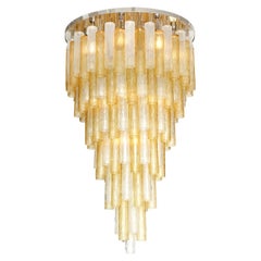 Lustre encastré en verre de Murano transparent et à niveaux dorés, Italie, 60" de haut