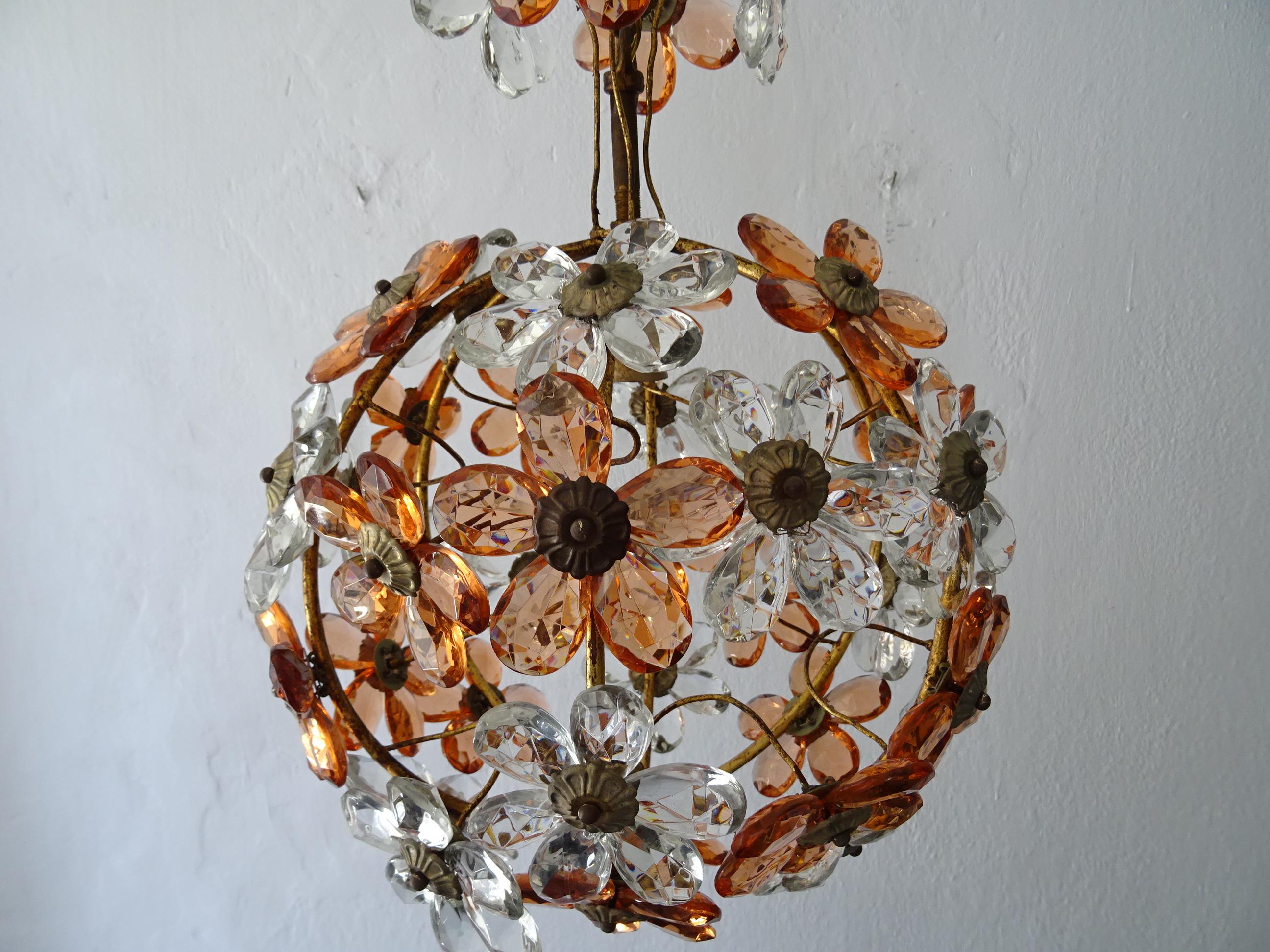 Art Deco Clear and Peach Crystal Flowers Maison Baguès Style Chandelier, c 1920