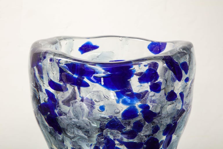Clear and Royal Blue Murano Glass Pollock Vase For Sale 1
